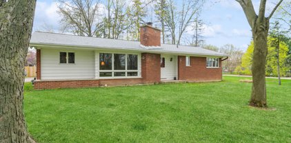 2S189 Chillem Drive, Batavia