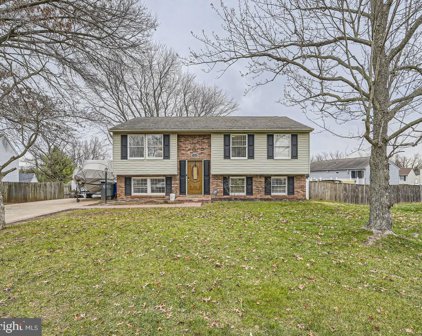 496 Giltspur Rd, Frederick