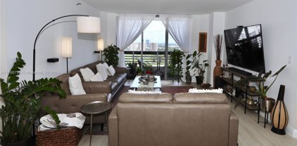 3530 Mystic Pointe Dr Unit #3008, Aventura