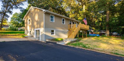 19 Hickory Ln, Stafford