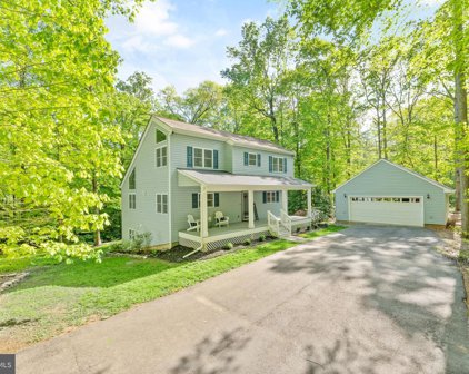 7327 Craftown Rd, Fairfax Station