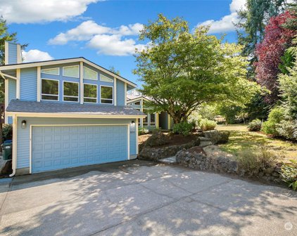 1332 Glacier Court SE, Olympia