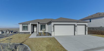 7088 Corsica St, West Richland