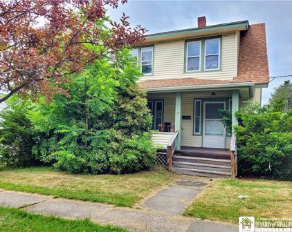 222 Hazeltine  Avenue, Jamestown-City-060800