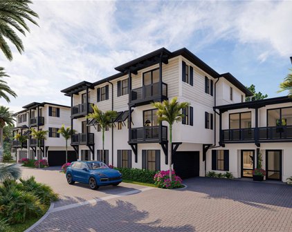7520 Sw 100 Street Unit #9, Pinecrest