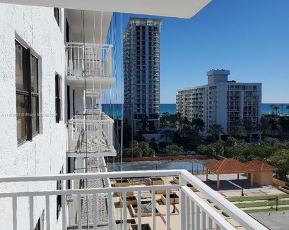 210 174th St Unit #905, Sunny Isles Beach