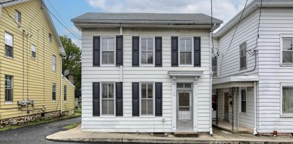 14 S 2nd St, Dillsburg
