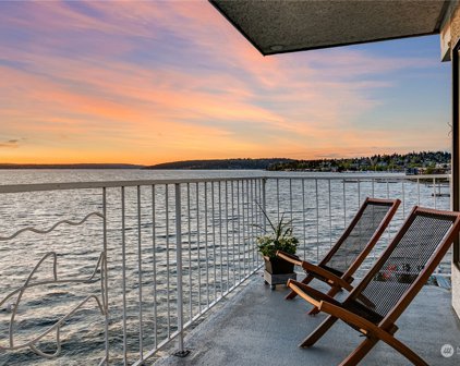 6421 Lake Washington Boulevard NE Unit #408, Kirkland