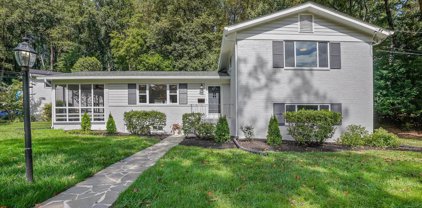 8912 Spring Valley Rd, Chevy Chase
