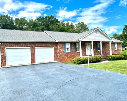 419 Holly Hills Drive, Altavista