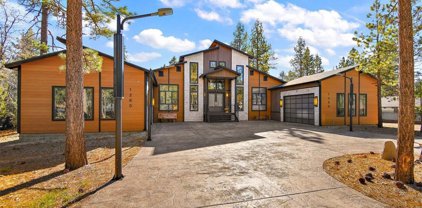 1260 Fox Farm Road, Big Bear City