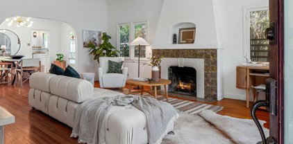 825  Venezia Ave, Venice