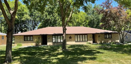 21224 Albion Road, Strongsville