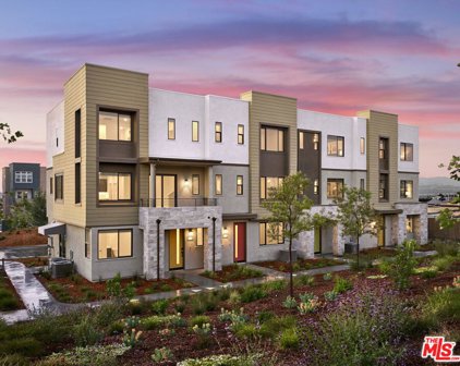 27031 Tanager Lane, Valencia