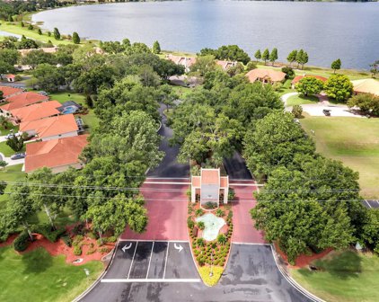 604 Sweet Bay Circle Unit 604, Winter Haven