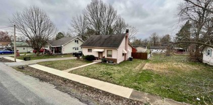 1706 E Elm Street, West Frankfort