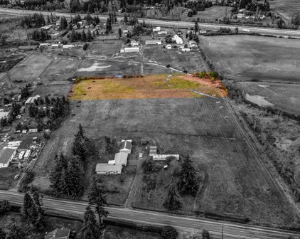 8325 Kay Ln, Aumsville