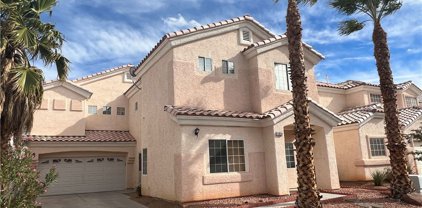 5924 Crumbling Ridge Street, Henderson