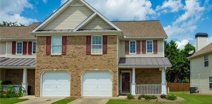 105 Fox Creek Drive, Woodstock