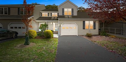 56 Bridle Cross Rd Unit 56, Fitchburg