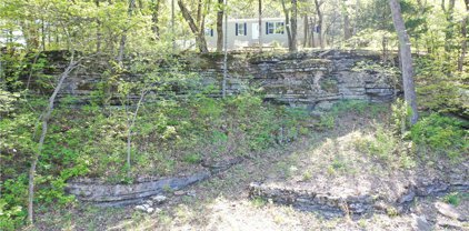 362 County Rd 2462, Berryville