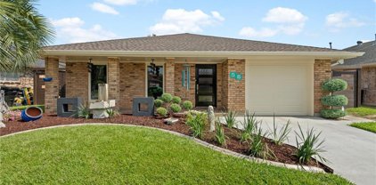 56 Brittany  Drive, Kenner