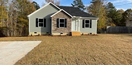 513 Circle Drive, Greenwood