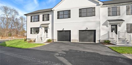 20 Magnolia Lane Unit A, South Kingstown