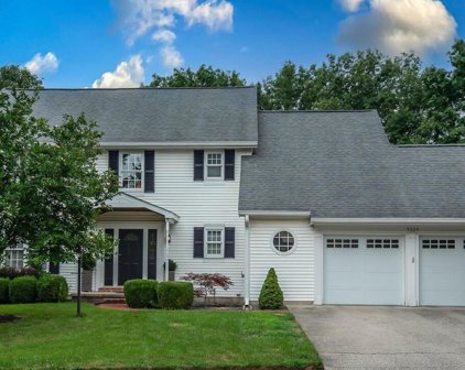 3320 S Rolling Oak Drive, Bloomington
