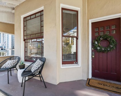 895 Oak Street, Alameda
