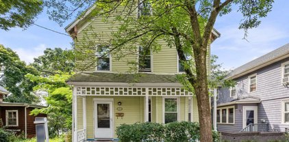 48 Oxford St, Somerville