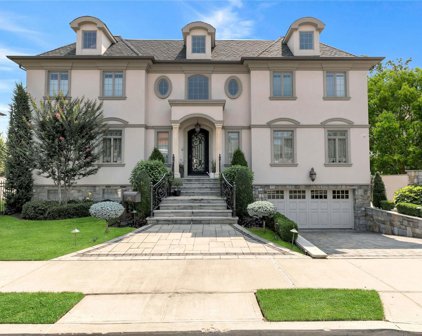 14-21 161st Street, Beechhurst