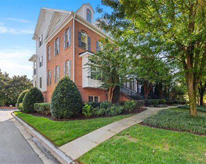 285 Le Gran Bend, Sandy Springs