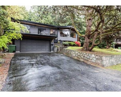 5382 Ranger Avenue, North Vancouver