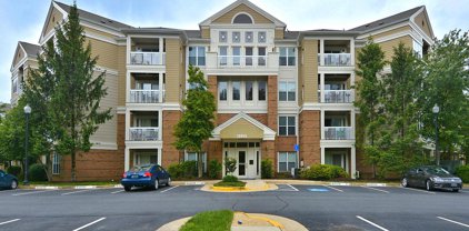 12913 Alton Sq Unit #114, Herndon