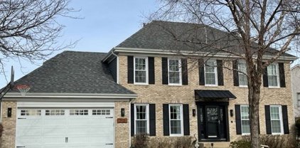 2021 Ridgefield Avenue, Algonquin