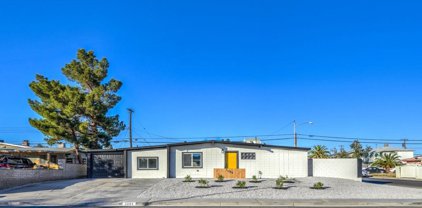 2084 Golden Arrow Drive, Las Vegas