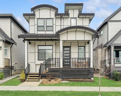 19283 71 Avenue, Surrey