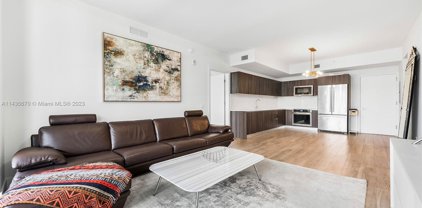 2960 Ne 207 St Unit #909, Aventura