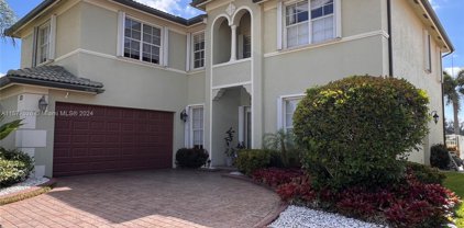 113 Bella Vista Way, Royal Palm Beach