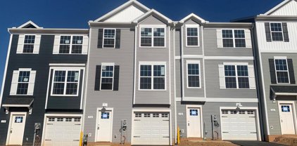309 Avon Drive Unit #303, Red Lion
