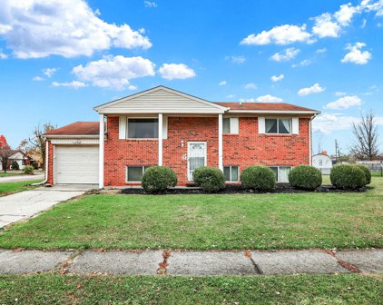 4921 Candy Spots Drive, Indianapolis