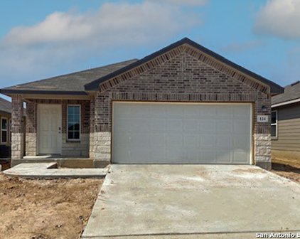 124 Bunkers Hill Road, Floresville