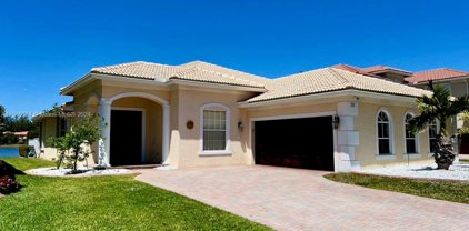 111 Bella Vista Way, Royal Palm Beach