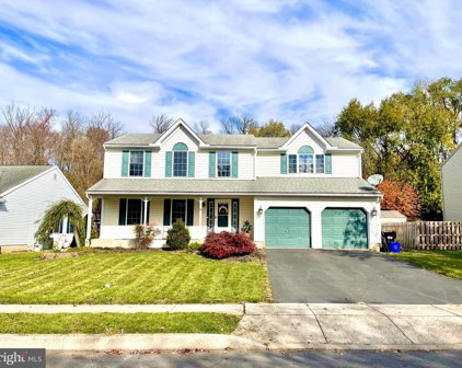 4525 Prestwick Dr, Reading