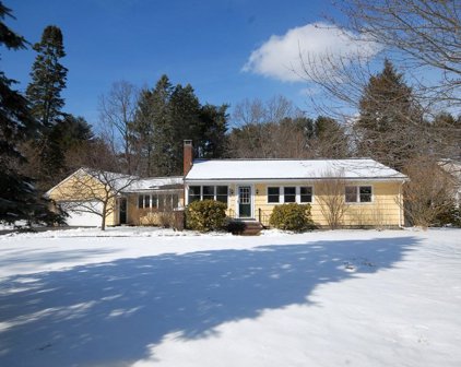 476 Old Marlboro Rd, Concord