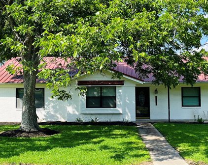 1403 Avenue F, Danbury
