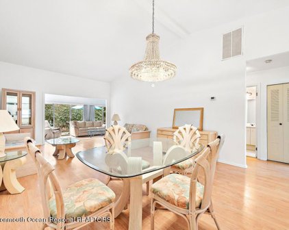 52 Boxwood Terrace, Red Bank