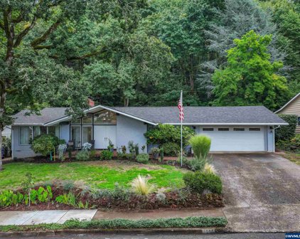 3566 Camellia Dr, Salem