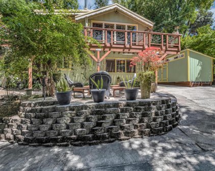 138 Locatelli LN, Scotts Valley